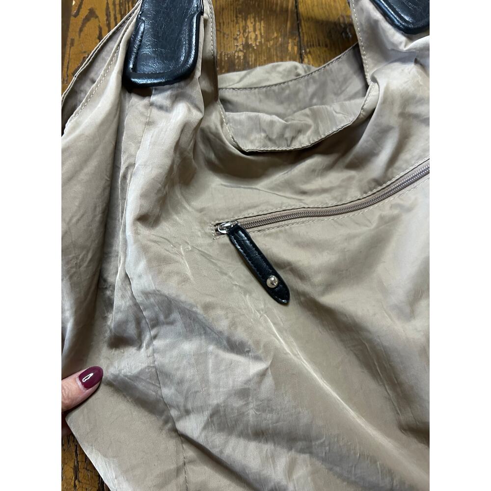 Hobo International Oversized Slouchy Tote Bag Taupe Nylon Black Leather Handles - Picture 4 of 6